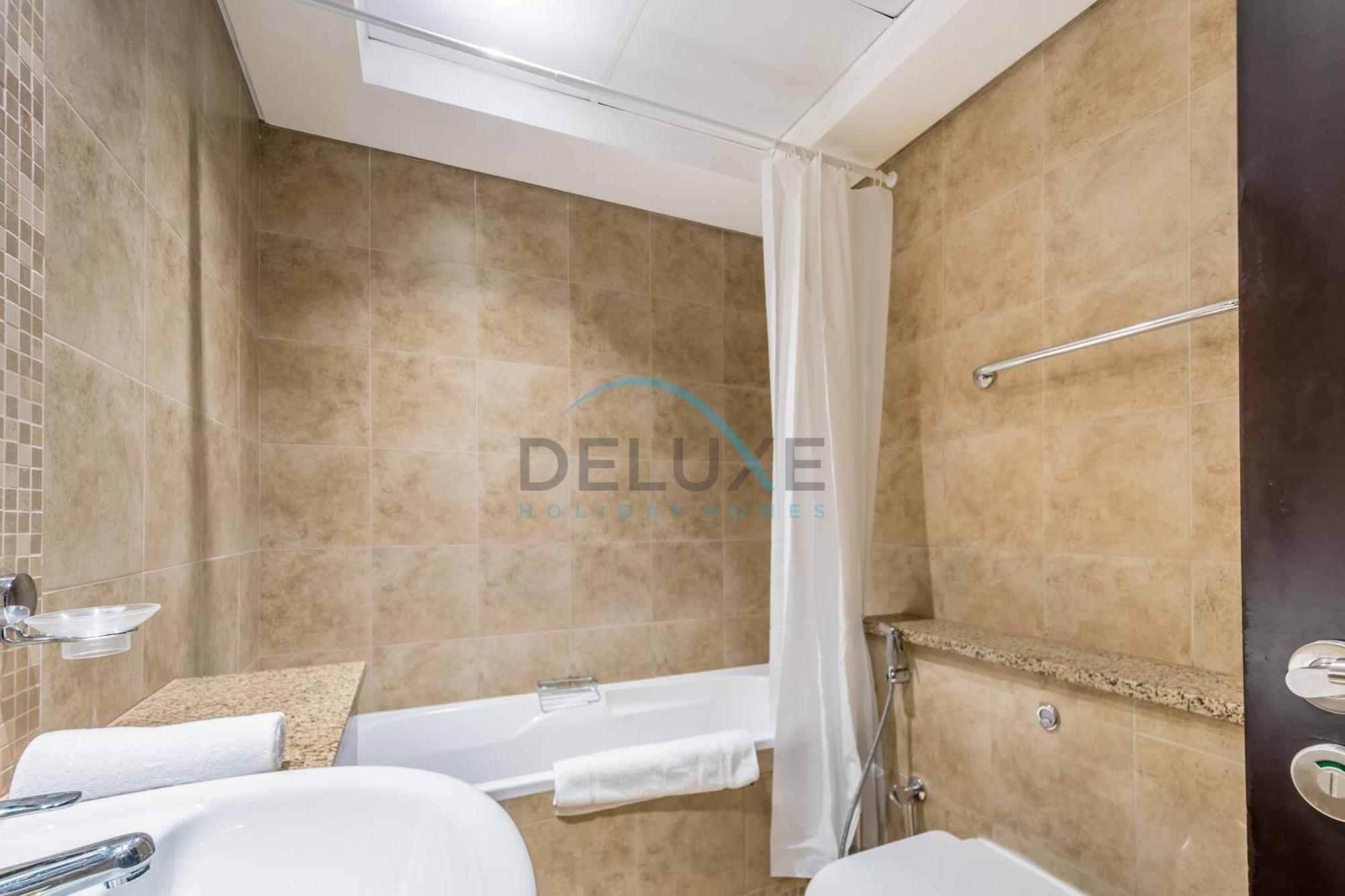 Limited Offer Book Now For A Great Rate & Comfort By Deluxe Holiday Homes ドバイ エクステリア 写真